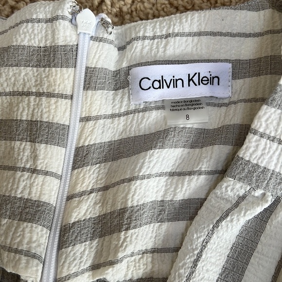 New! Calvin Klein SZ 8, white/grey striped faux wrap dress. - Picture 6 of 11